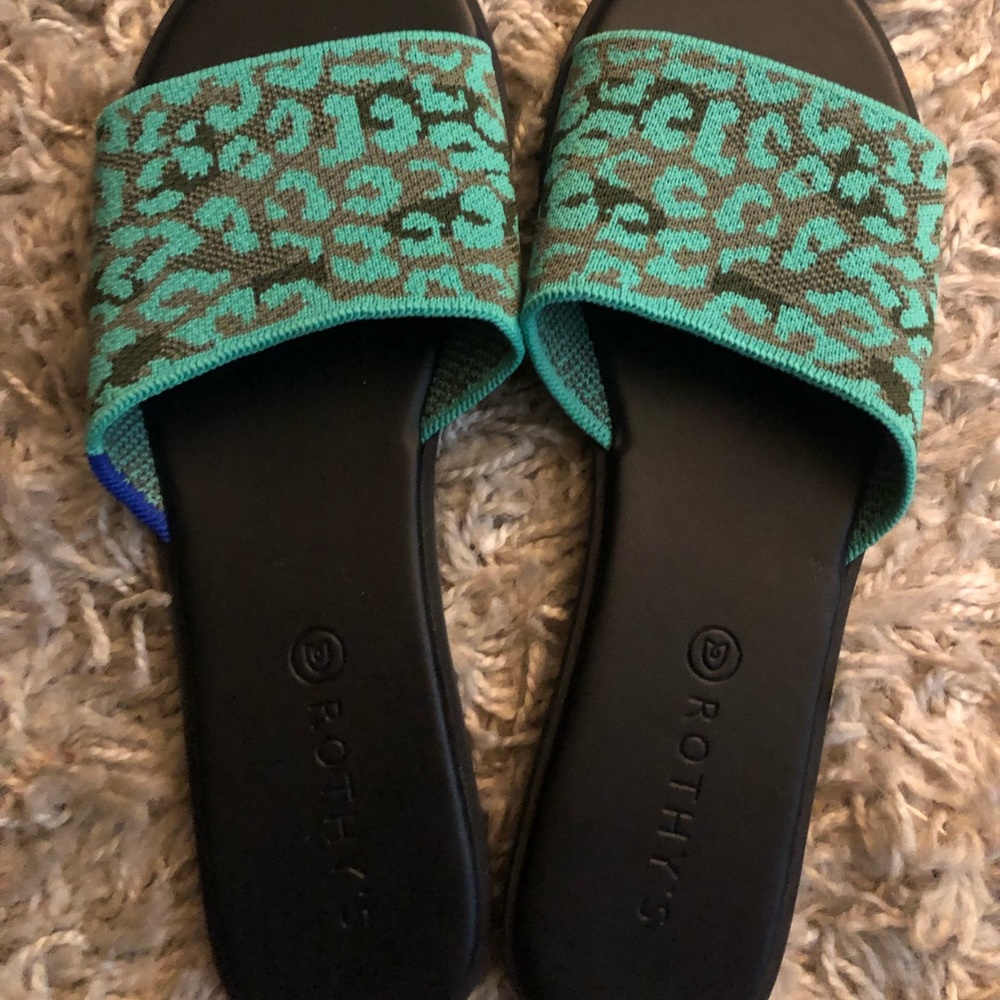 RARE Rothy’s Slides Never Released